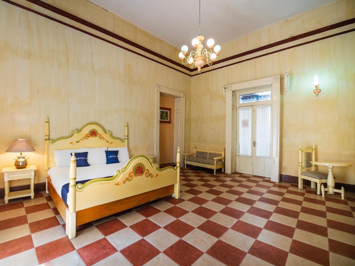 Hotel Meson Del Obispado Querétaro Esterno foto